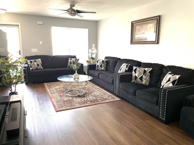 6541 Nottinghill Trail Drive, 15, Canal Winchester, OH 43110