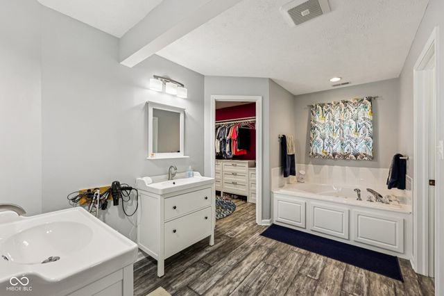 11733 Schmitt Circle, Indianapolis, IN 46239