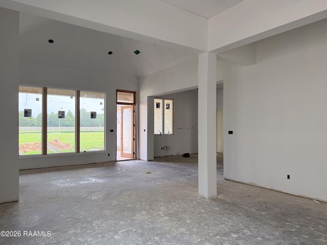 117 Summit Heights Drive, Youngsville, LA 70592