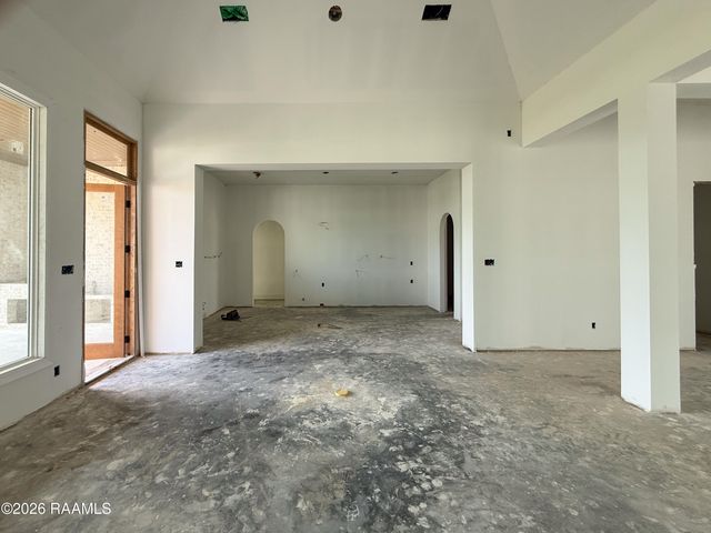 117 Summit Heights Drive, Youngsville, LA 70592