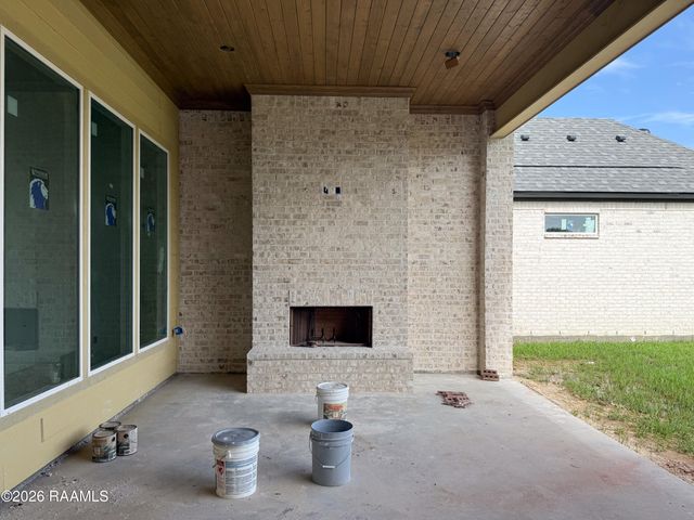 117 Summit Heights Drive, Youngsville, LA 70592