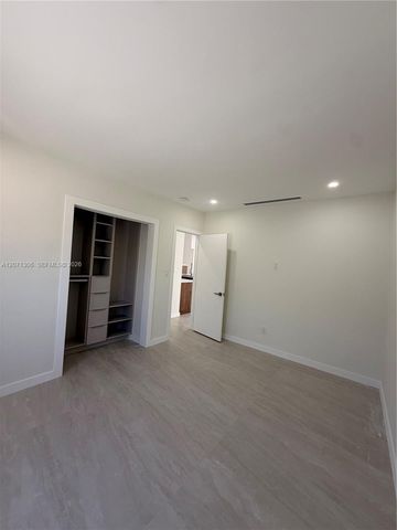 3680 NW 16th Street, Miami, FL 33125