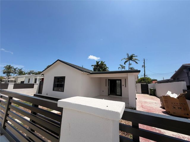 3680 NW 16th Street, Miami, FL 33125
