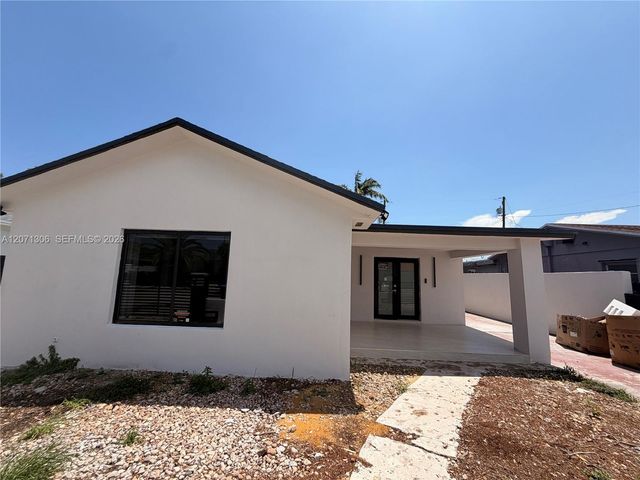 3680 NW 16th Street, Miami, FL 33125