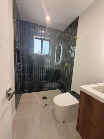 3680 NW 16th Street, Miami, FL 33125