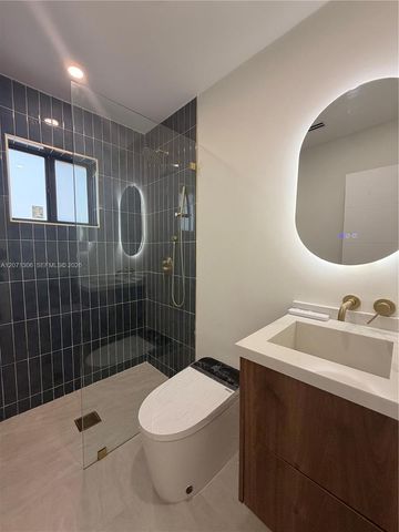 3680 NW 16th Street, Miami, FL 33125
