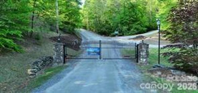 37 Coyote Drive, Marion, NC 28752