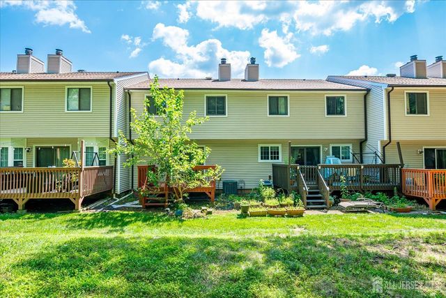 6 Tulip Court, Edison, NJ 08820