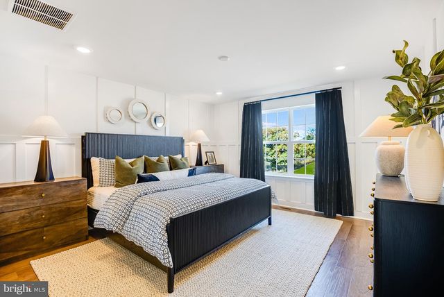 107 FRED CLARK DR, Pennington, NJ 08534