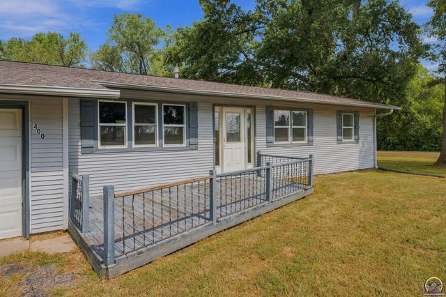 400 NW 48th TER, Topeka, KS 66617