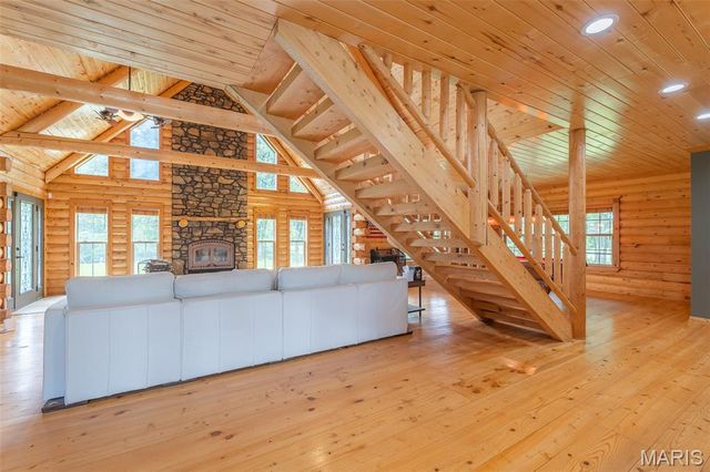 2826 Highway T, Poplar Bluff, MO 63901