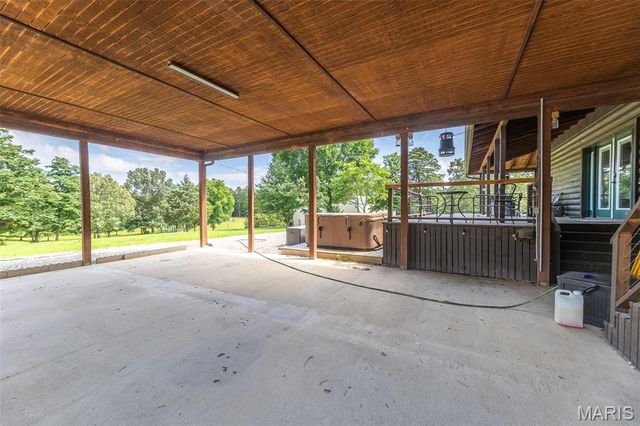 2826 Highway T, Poplar Bluff, MO 63901