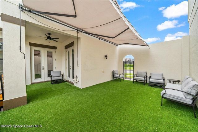 8476 Lyside Drive, Melbourne, FL 32940