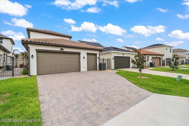 8476 Lyside Drive, Melbourne, FL 32940