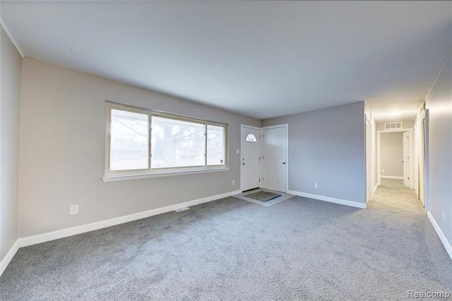 35431 Silvano Street, Clinton Township, MI 48035