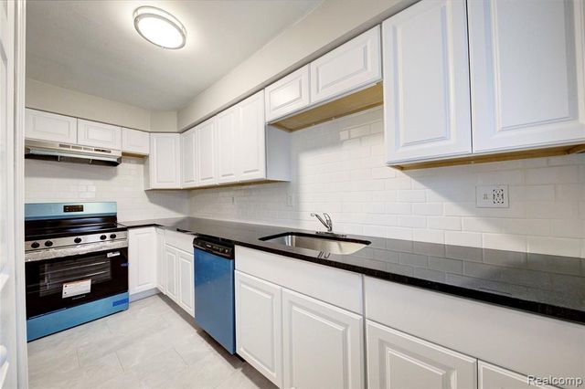 35431 Silvano Street, Clinton Township, MI 48035