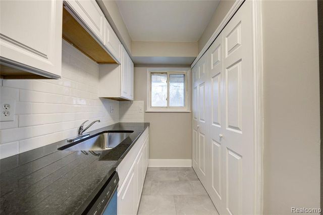 35431 Silvano Street, Clinton Township, MI 48035