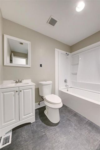 35431 Silvano Street, Clinton Township, MI 48035