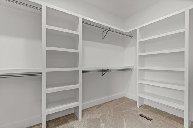 702 S Thornridge Drive, Springfield, MO 65809