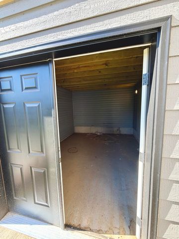 702 S Thornridge Drive, Springfield, MO 65809