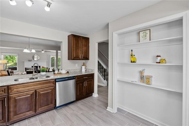 4319 Tillman DR, Virginia Beach, VA 23452