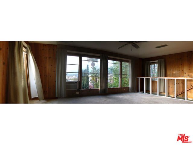 975 Lucile Avenue, Los Angeles, CA 90026