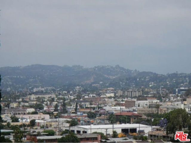 975 Lucile Avenue, Los Angeles, CA 90026