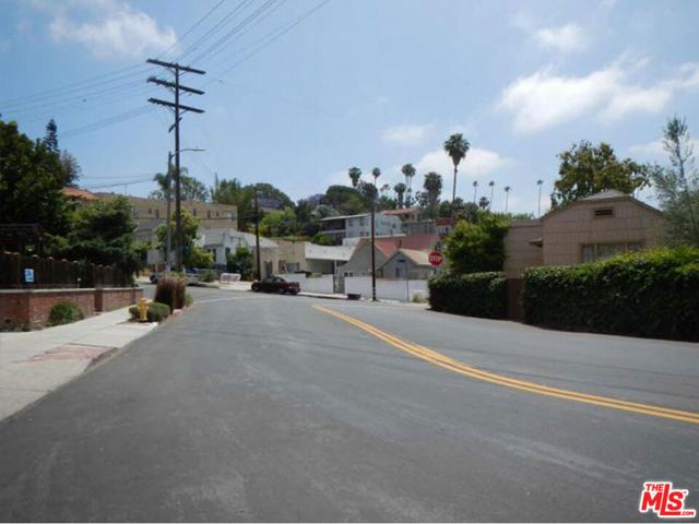 975 Lucile Avenue, Los Angeles, CA 90026