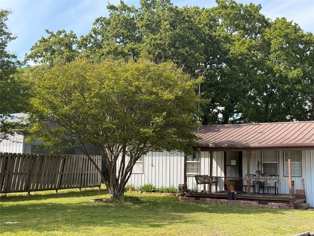 1116 E State Hwy 276, West Tawakoni, TX 75474