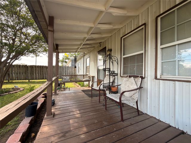1116 E State Hwy 276, West Tawakoni, TX 75474