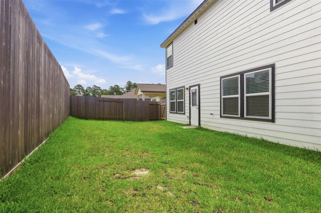 8426 Sweet Cherry Lane, Magnolia, TX 77354