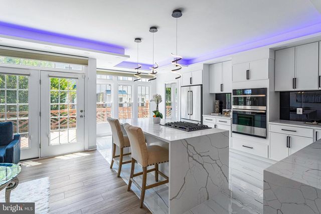 8027 KIDWELL HILL CT, Vienna, VA 22182