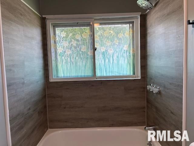 518 BARDEN Street, Morrison, IL 61270