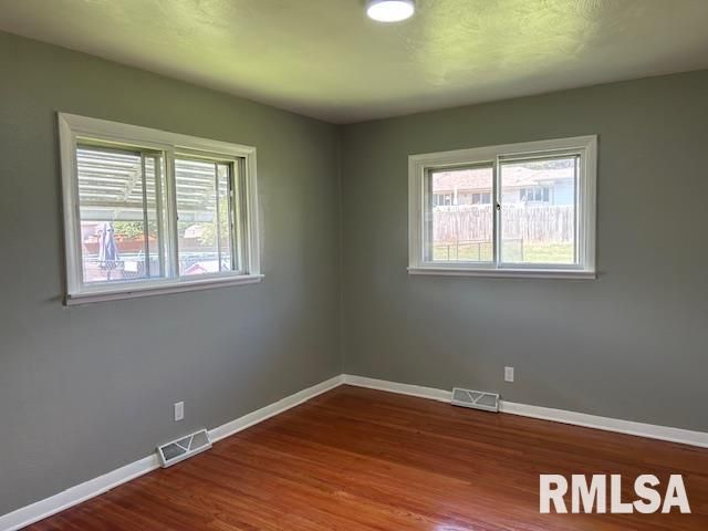 518 BARDEN Street, Morrison, IL 61270