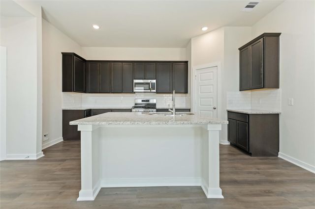 2615 Rain Quail Court, Conroe, TX 77306