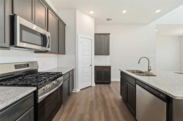 2615 Rain Quail Court, Conroe, TX 77306