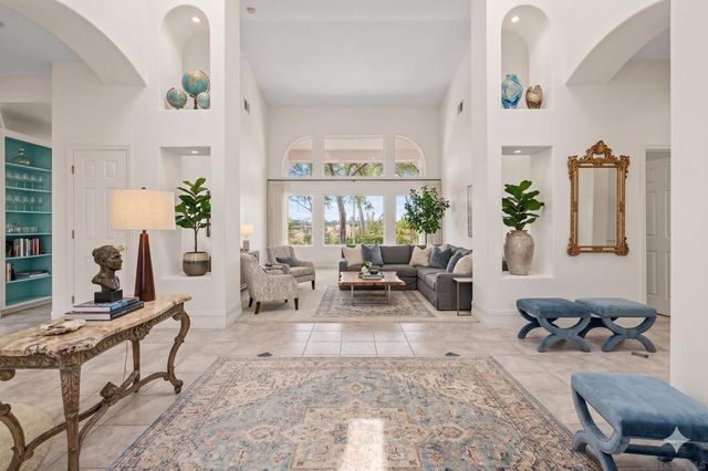 2475 Canyon Creek Road, Escondido, CA 92025