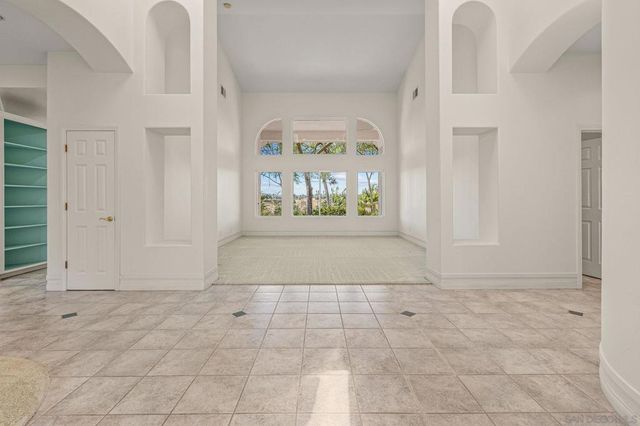 2475 Canyon Creek Road, Escondido, CA 92025