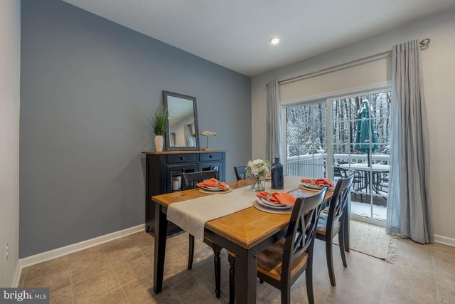 6516 CRITTENDEN LN, Spotsylvania, VA 22553