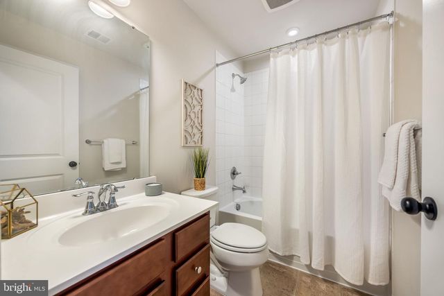 6516 CRITTENDEN LN, Spotsylvania, VA 22553