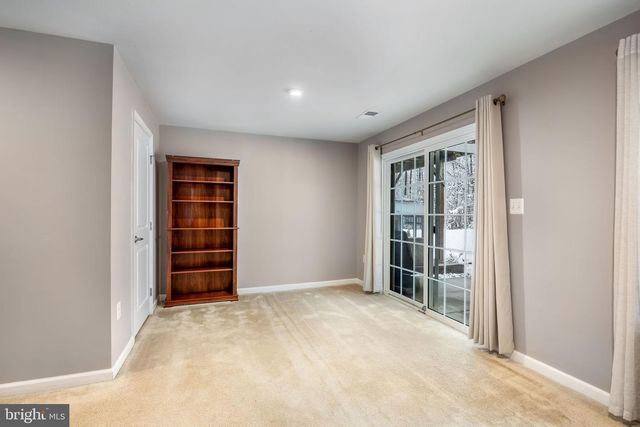 6516 CRITTENDEN LN, Spotsylvania, VA 22553