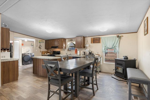 4 Bethany Court, Edgewood, NM 87015