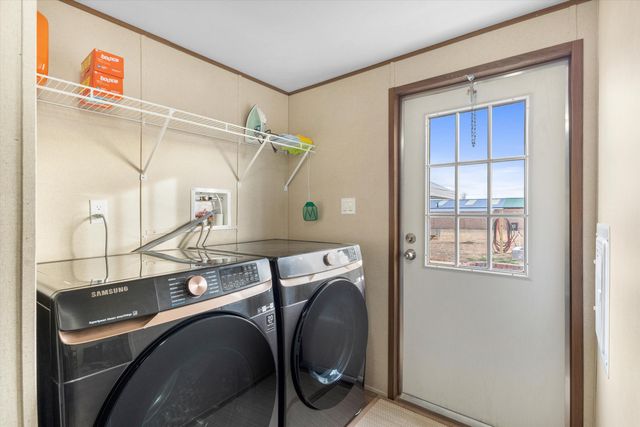 4 Bethany Court, Edgewood, NM 87015