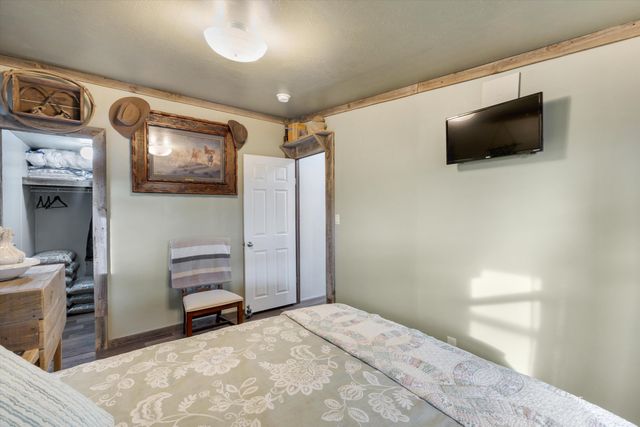 4 Bethany Court, Edgewood, NM 87015
