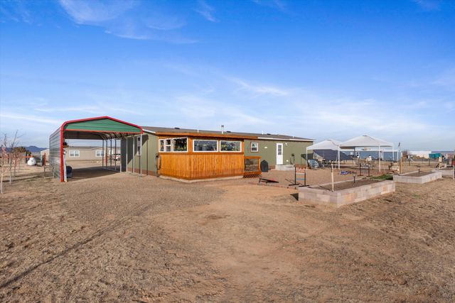 4 Bethany Court, Edgewood, NM 87015
