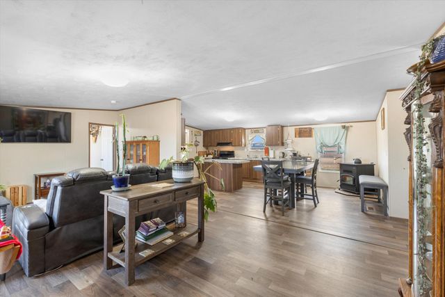 4 Bethany Court, Edgewood, NM 87015