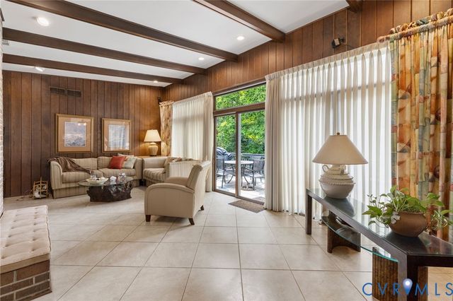 314 Berwickshire Dr, Henrico, VA 23229