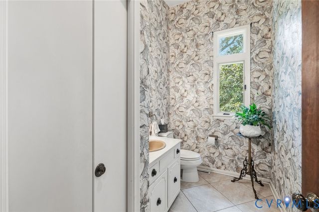 314 Berwickshire Dr, Henrico, VA 23229