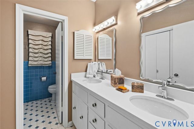 314 Berwickshire Dr, Henrico, VA 23229
