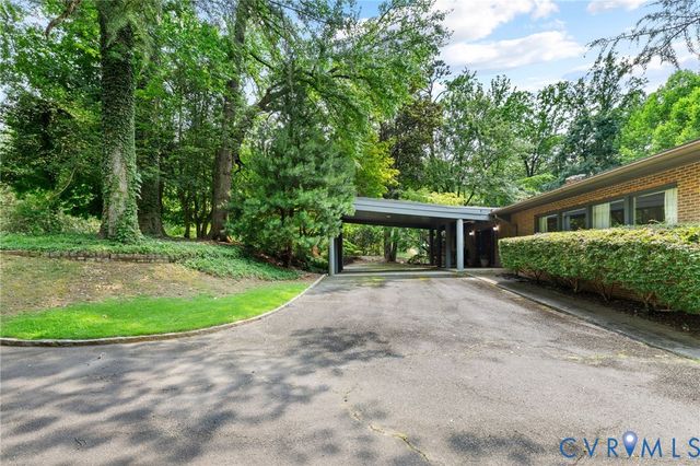 314 Berwickshire Dr, Henrico, VA 23229